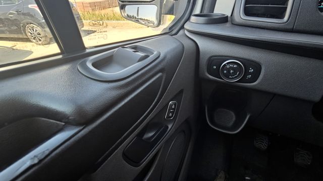 Ford Transit Custom Van 2.0 TDCI 77kW 260 L1 Ambiente