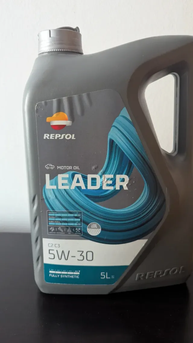 Aceite Repsol Leader C2 C3 5W-30 2.5L