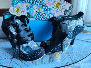 Zapatos tacón Irregular Choice