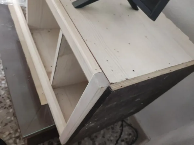 Estantería de madera 