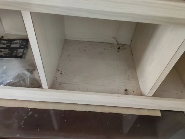 Estantería de madera 