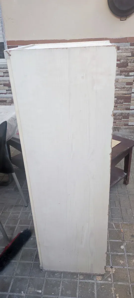 Estantería de madera 