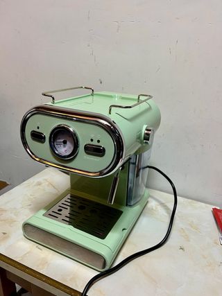 Cafetera vintage verde menta