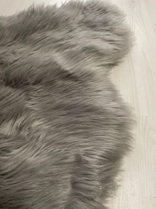 2 Alfombras Piel Sintética Gris Jysk