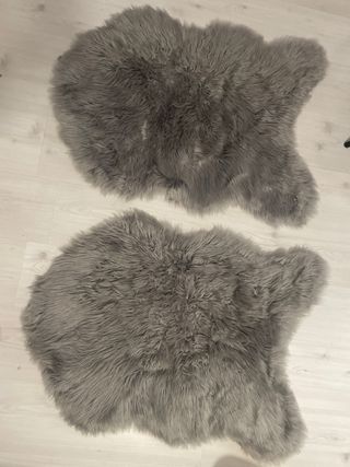 2 Alfombras Piel Sintética Gris Jysk