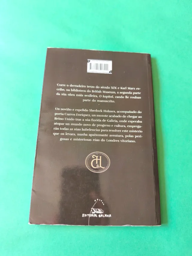 Curros & Holmes no misterio d'o Kapital