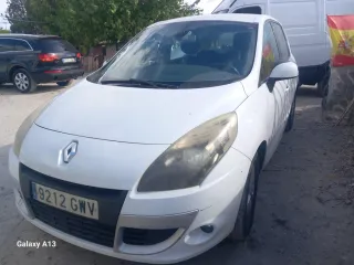Renault Grand Scenic 2010