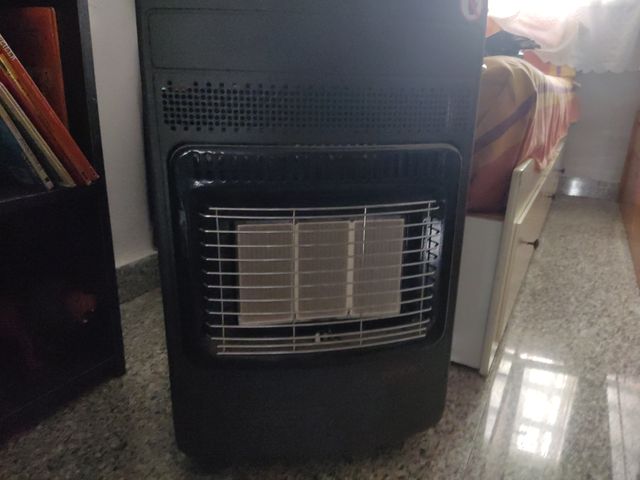 Estufa de gas Forcali negra