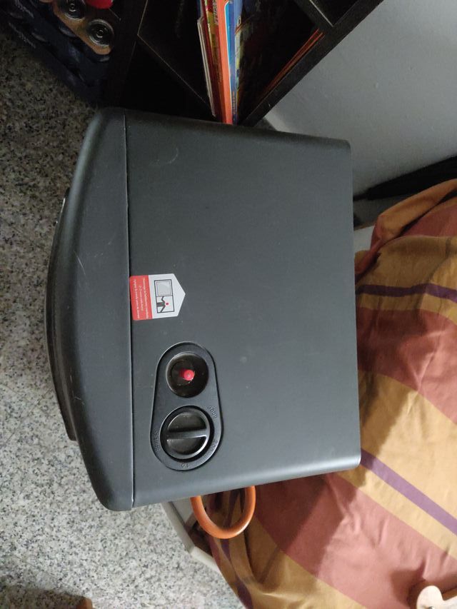 Estufa de gas Forcali negra