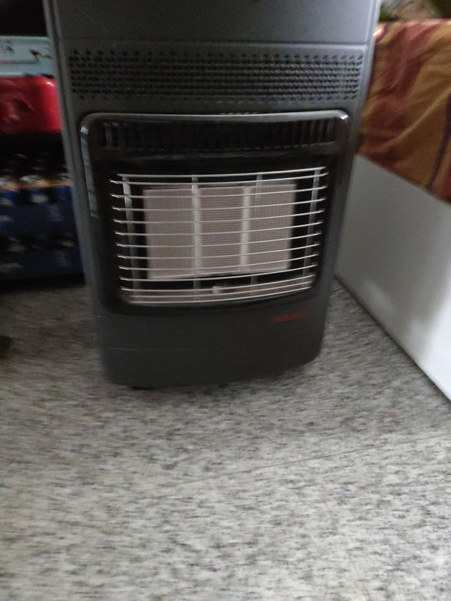 Estufa de gas Forcali negra