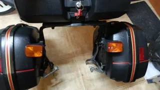 Maletas moto más herrajes honda  cbr1000f 1992