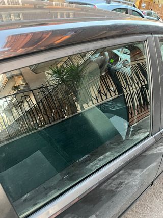 Vetro auto Ford Fiesta