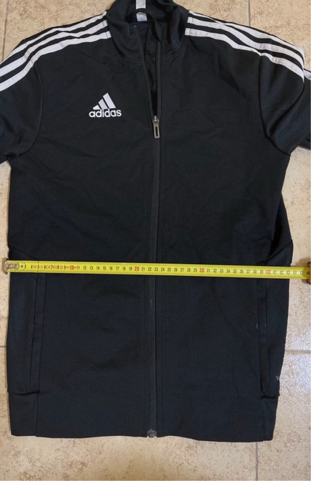 Chaqueta Adidas Negra con Rayas Blancas