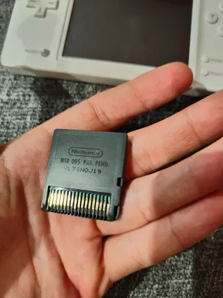 El profesor Layton y la caja de Pandora NintendoDS