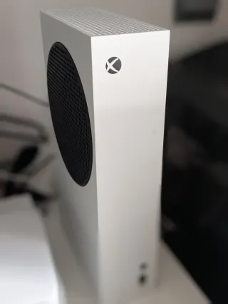 Xbox Series S bianca