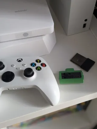 Xbox Series S bianca