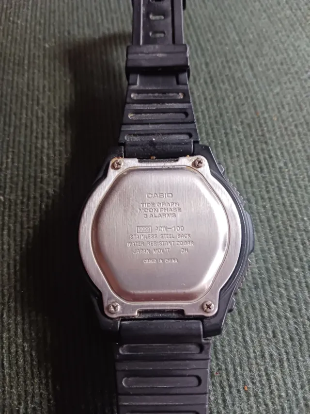 Orologio Casio AQW-100