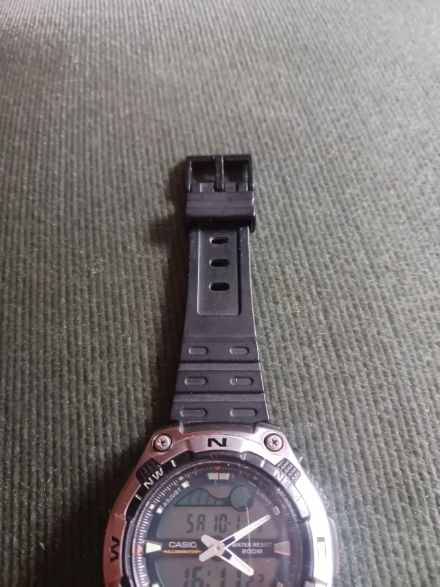 Orologio Casio AQW-100