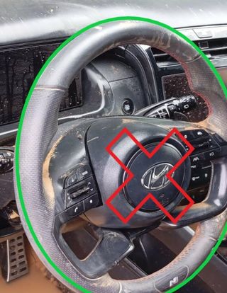 438481 volante hyundai tucson (nx) style