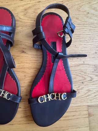 Sandalias CH Marrones y Rojas