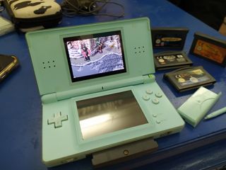 Consola Nintendo DS lite Turquesa PAL Completa