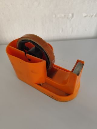 Dispensador de cinta adhesiva naranja