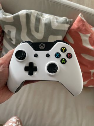 Controller digitale Xbox One S bianco