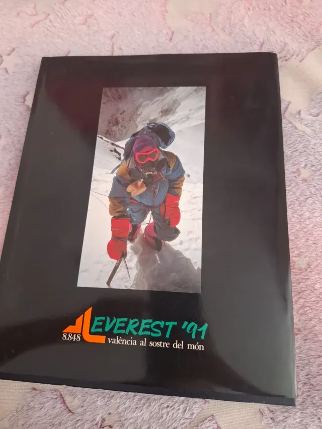 Everest '91 8.848 m València al sostre del món