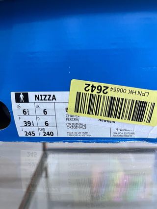 Zapatillas Adidas Blancas y Negras