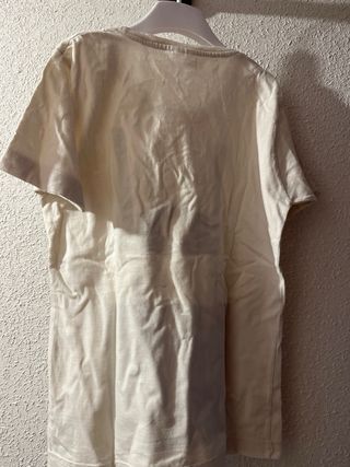 Camiseta con estampado de tirantes