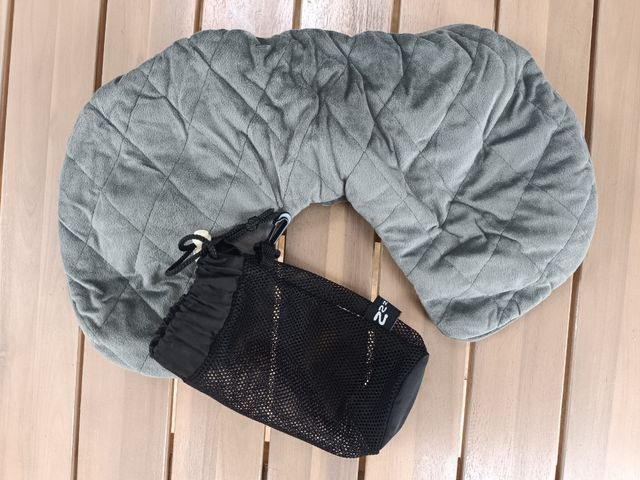 Almohada de viaje reposacabezas IKEA gris