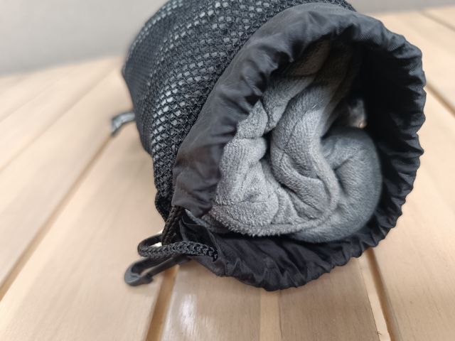 Almohada de viaje reposacabezas IKEA gris