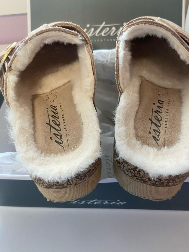 Zuecos Istria serraje pelo plataforma beige