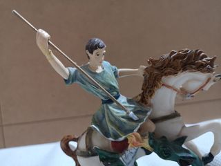 Statua San Giorgio a cavallo drago