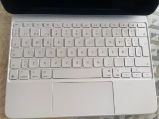 iPad Air 11 128GB + Teclado + Lápiz+ cable cargad