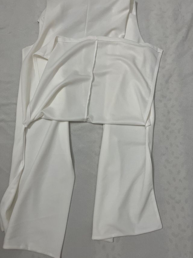 Blazer larga blanca sin mangas