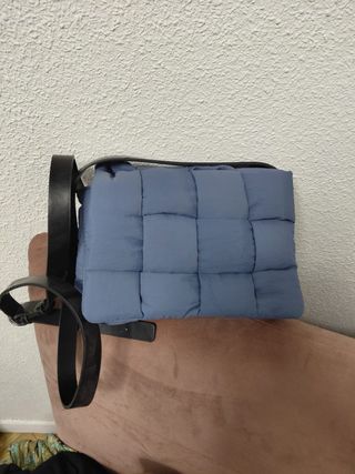 Bolso bandolera acolchado azul