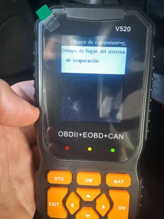 Máquina diagnosis coche 