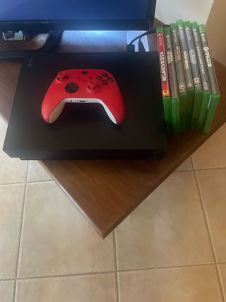 Xbox One X 1TB + Giochi