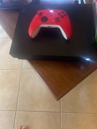 Xbox One X 1TB + Giochi
