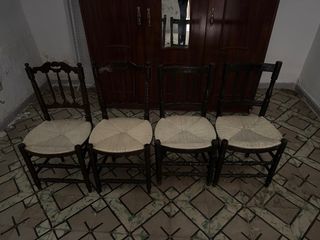 4 Sillas Antiguas Madera y Esparto