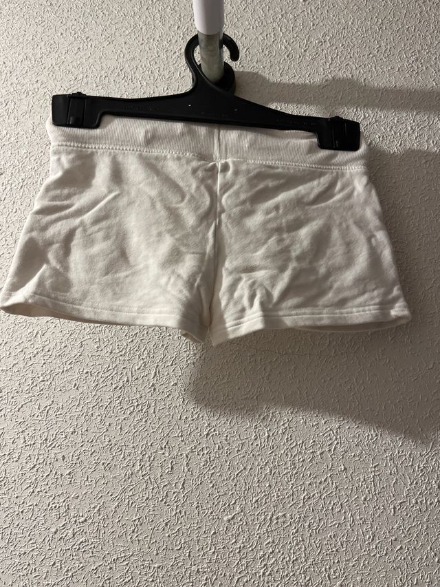 Pantalón corto deportivo blanco niña