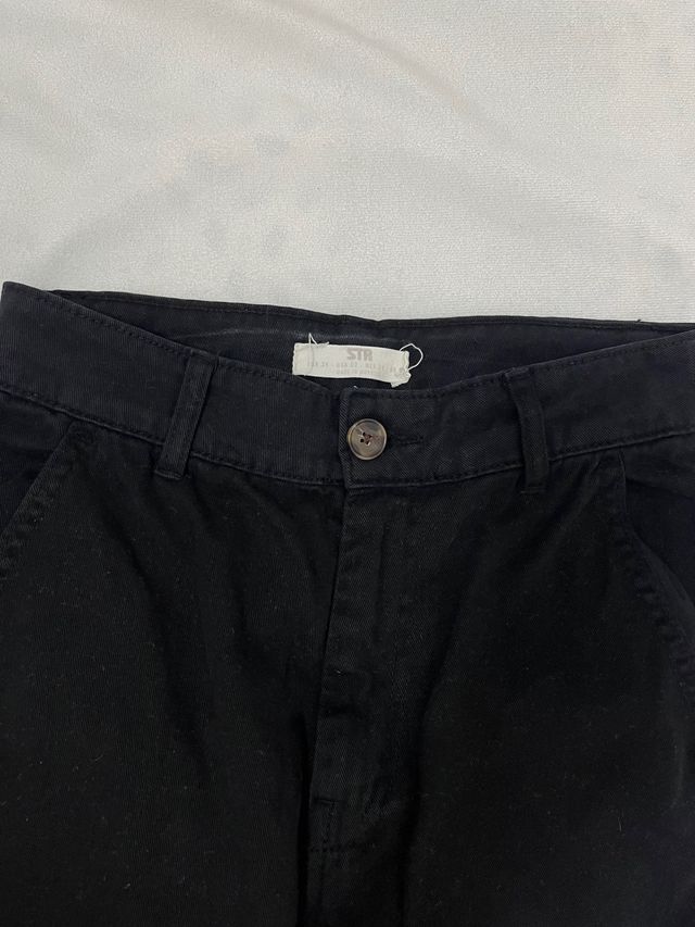 Pantalón cargo negro