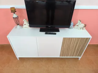 Mueble aparador comedor blanco y madera