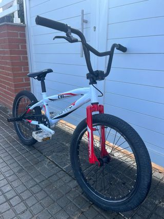 Bicicleta BMX Monty