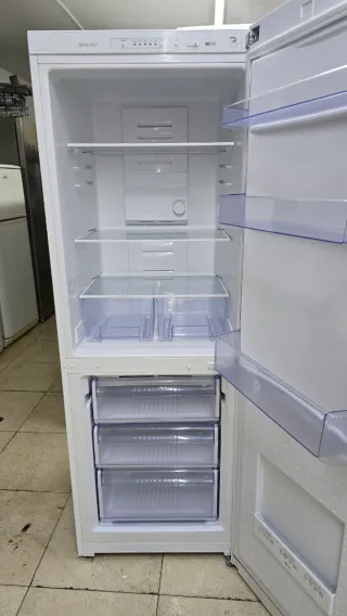 Frigorífico Combi Balay Semi Nueva No Frost  A+