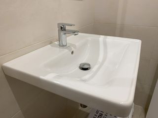 Lavabos Duravit D-Neo 650x480mm con sifones