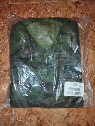 Uniforme Militar Talla 1C a estrenar