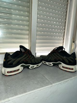 Nike TN Talla 40 Verde/Negro