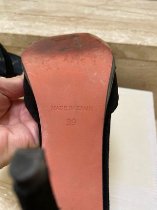 Zapatos de tacón negros